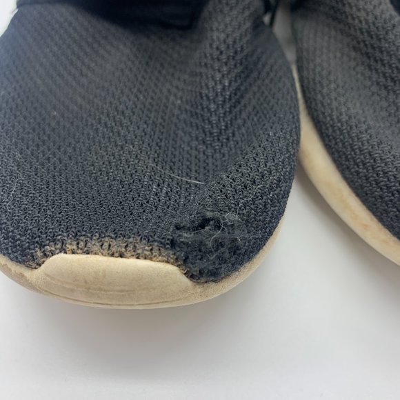 Nike Roshe Run Black Men's 12 Casual Sneakers - Picture 2 of 7